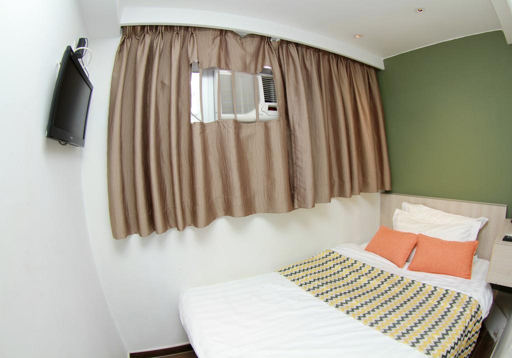 Move Inn Hong Kong Bagian luar foto