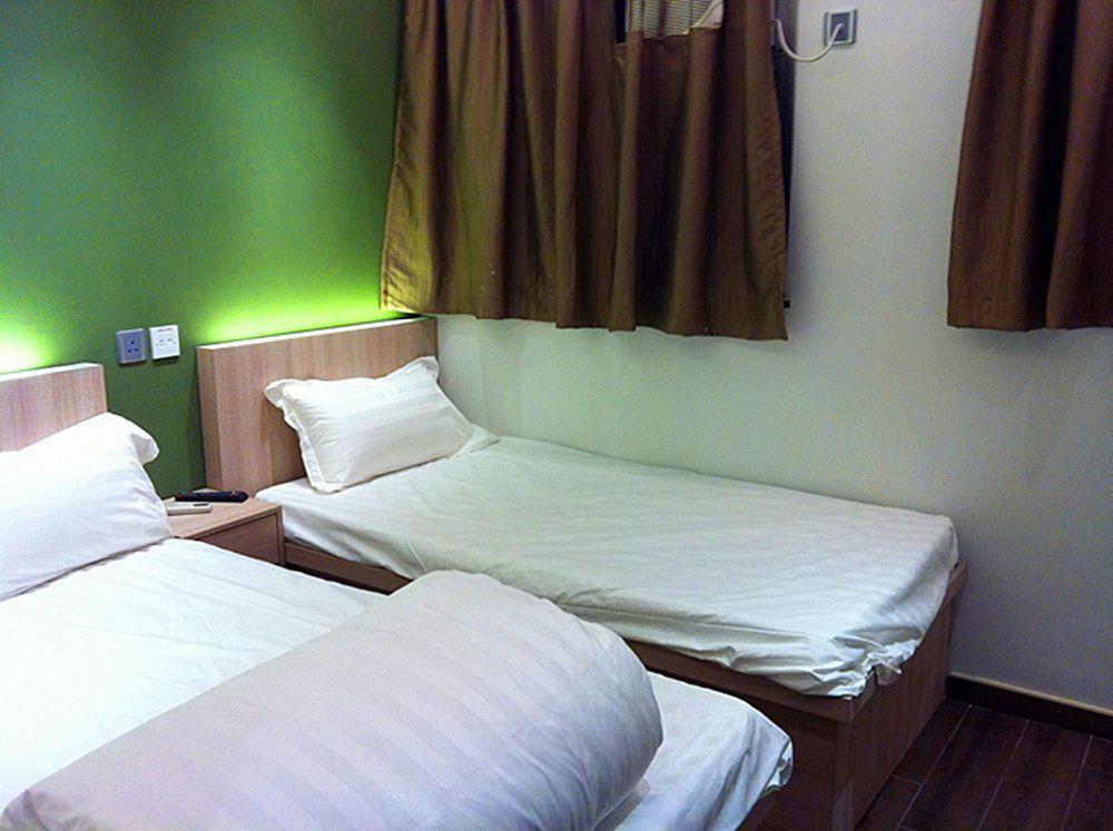 Move Inn Hong Kong Bagian luar foto