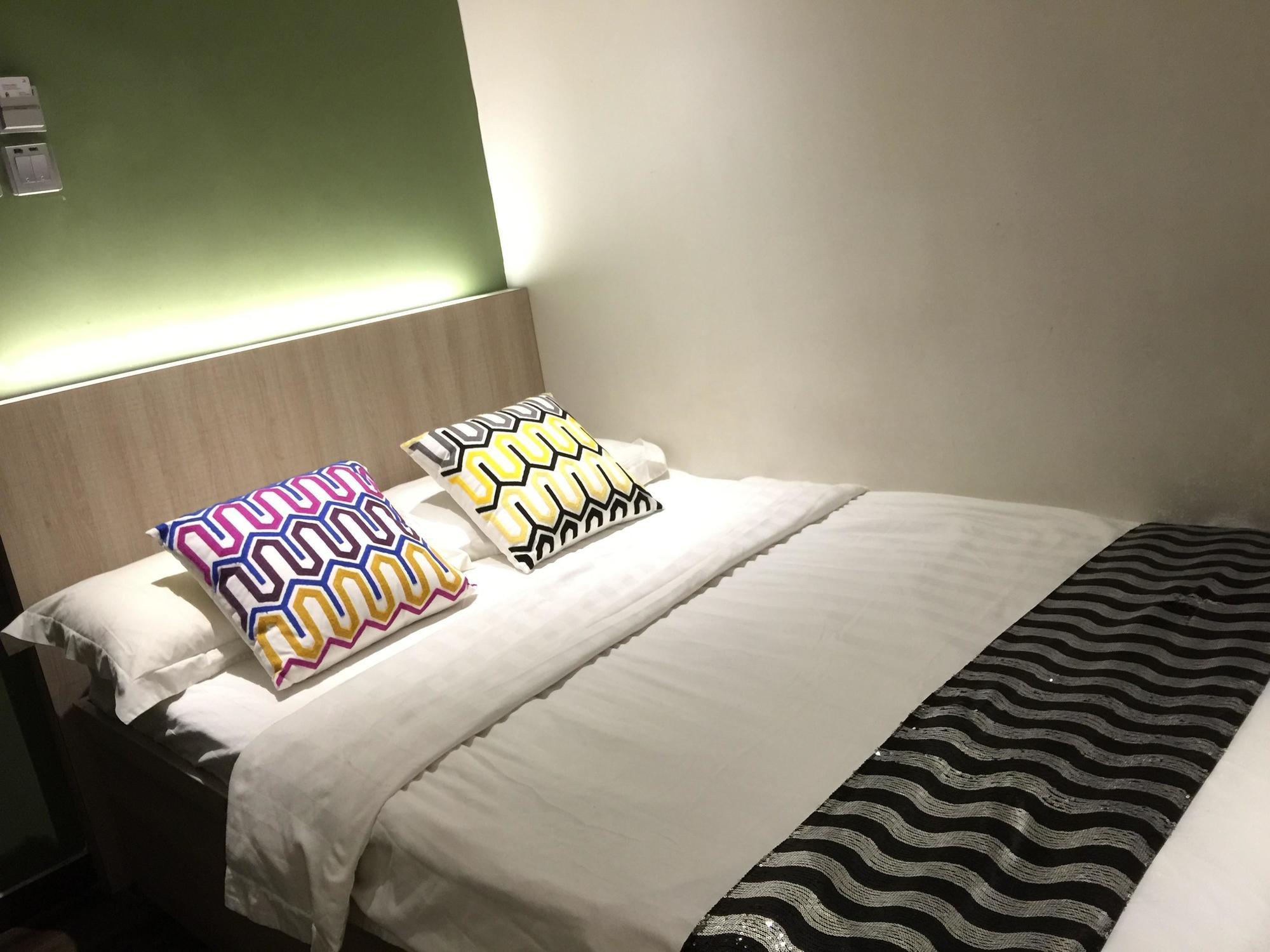 Move Inn Hong Kong Bagian luar foto